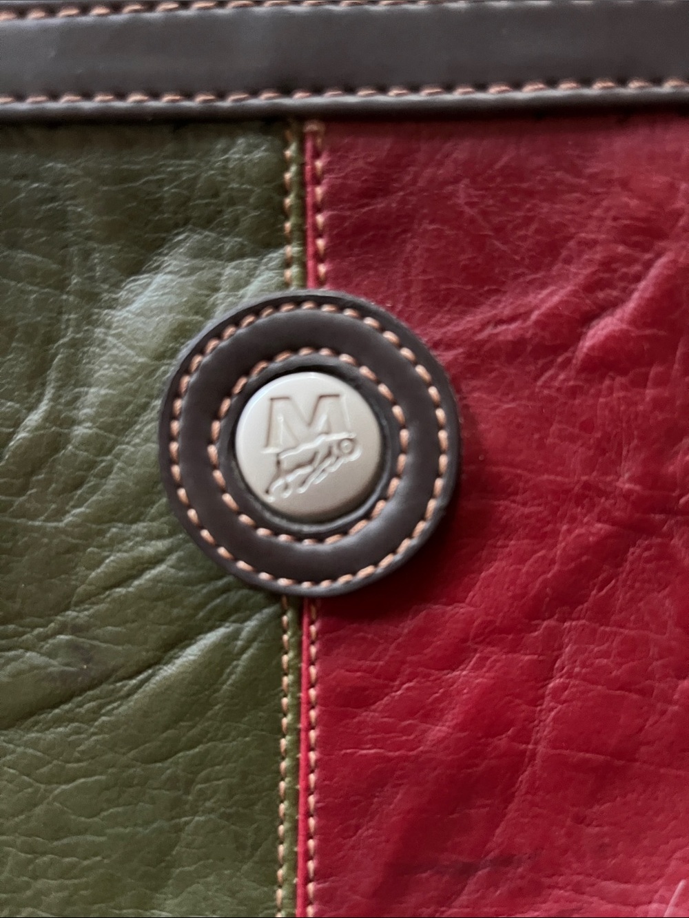 Mouflon Colorblock Organizer Shoulder Bag in Black, Olive & Red